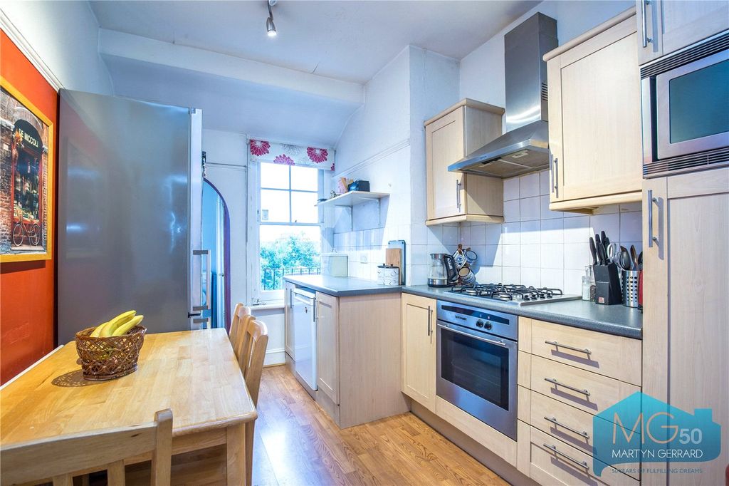 Property photo 2 of 7 Picture No. 05