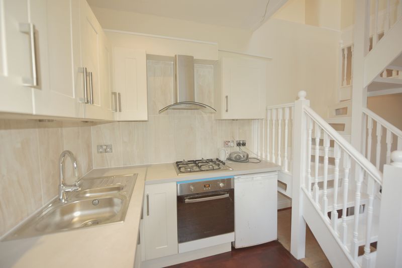 Property photo 2 of 15 Photo 8