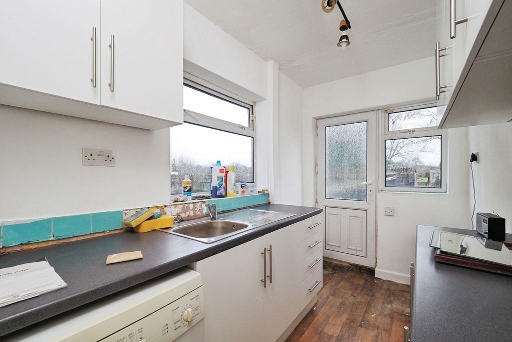 Property photo 2 of 16 Pbox-Img.Jpg
