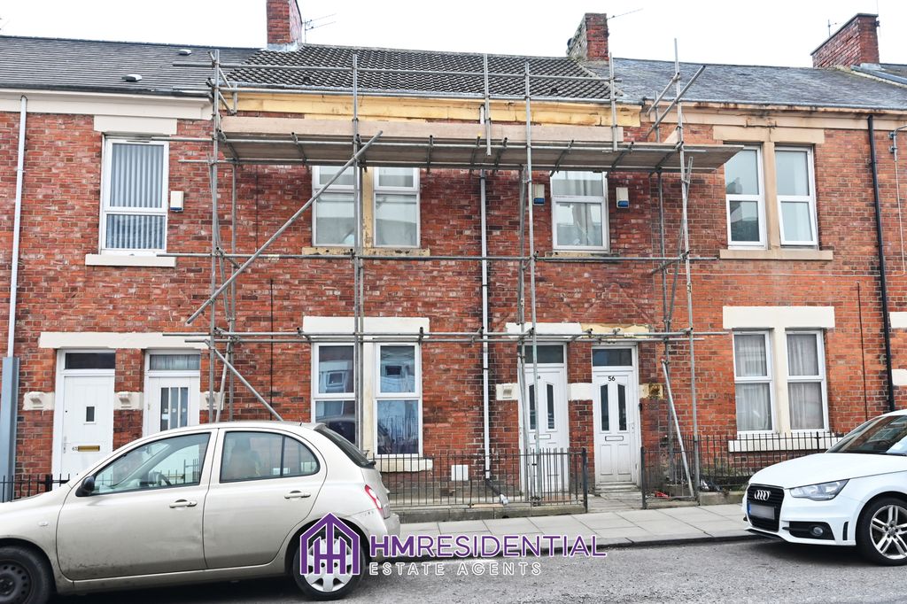 Property photo 1 of 7 2 Bedroom Ground Floor Flat For Rent Tamworth Road, Arthurs Hill, Newcastle Upon Tyne, Ne4 5Al Available Now £800.00 Pcm