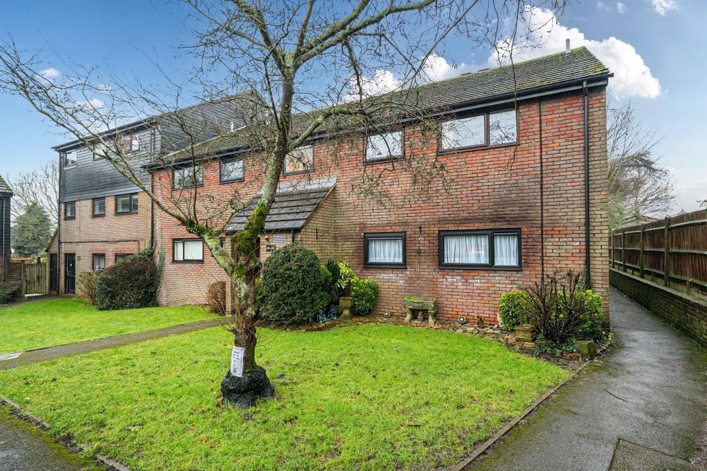 Property photo 1 of 21 External