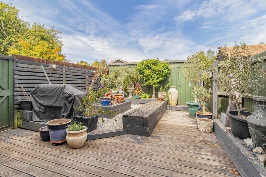 Property photo 3 of 16 7_88322-1.Jpg