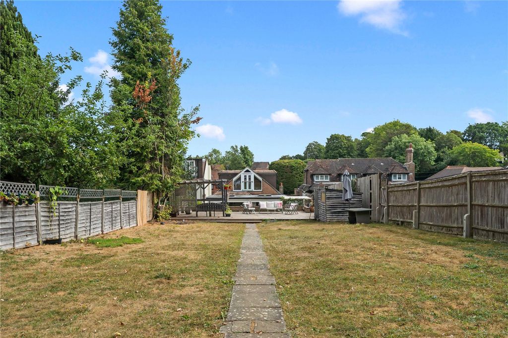 Property photo 2 of 26 Picture No. 35