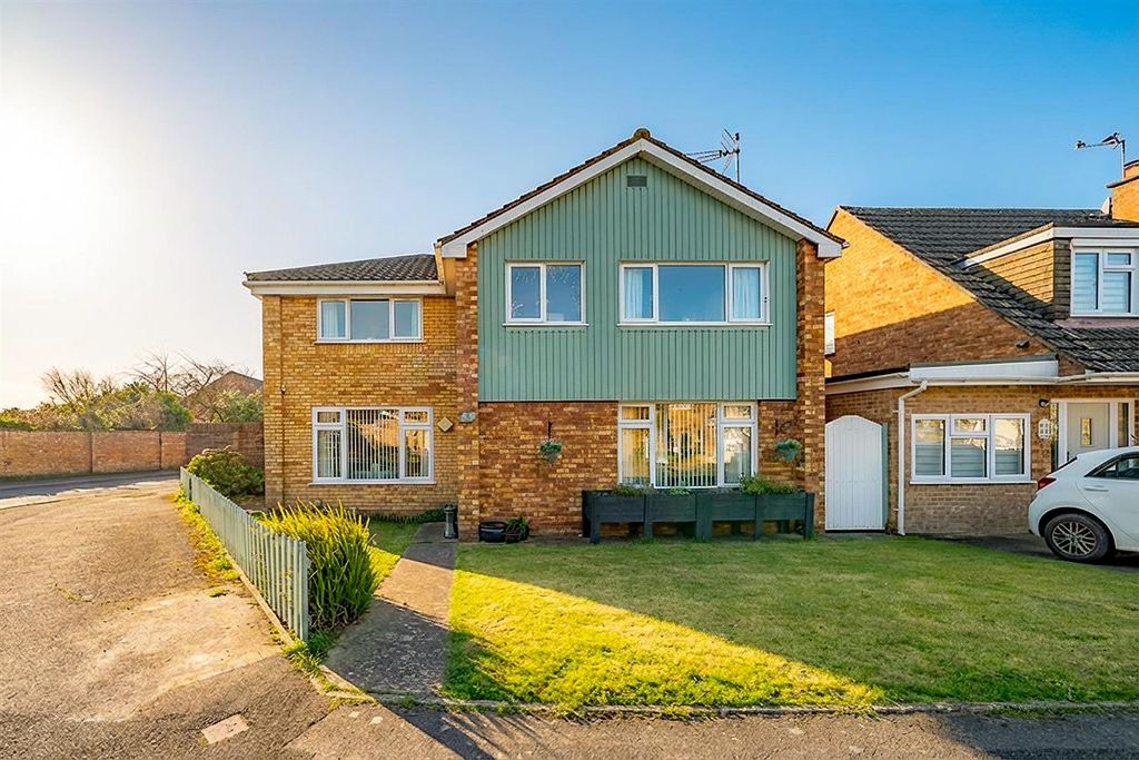 Property photo 1 of 19 Front 1.Jpg