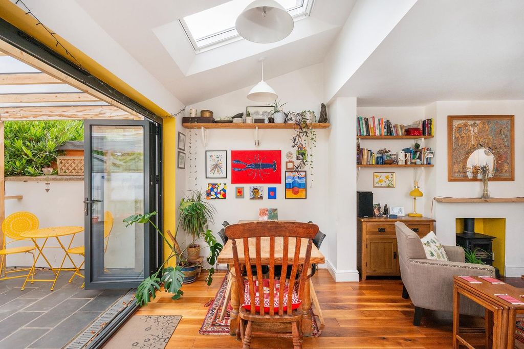 Property photo 1 of 36 8M9Rhd - Kitchen Diner G.Jpg