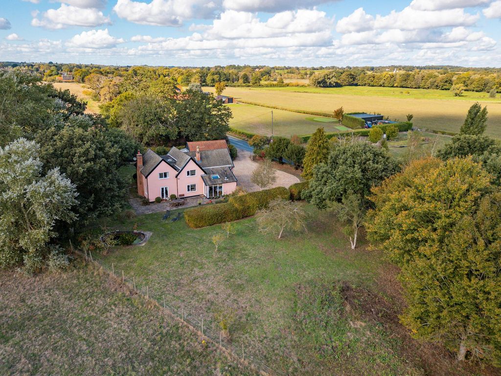 Property photo 1 of 33