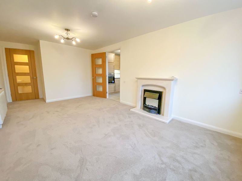 Property photo 3 of 19 Photo 21