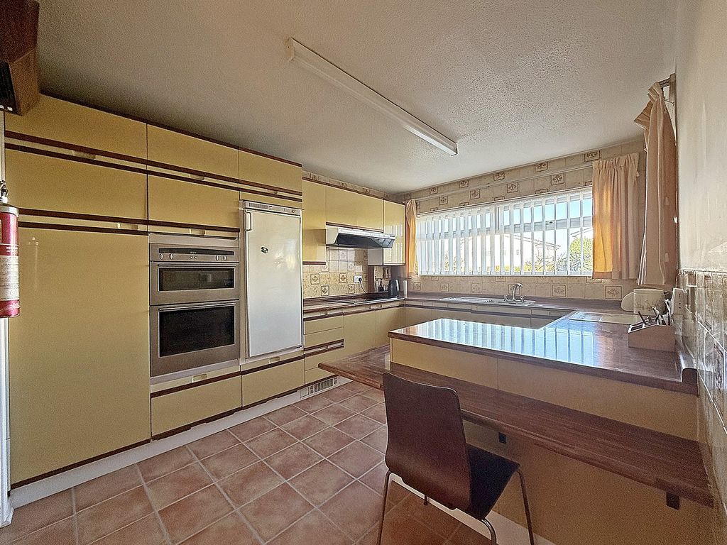 Property photo 3 of 32 Kitchen-Breakfast Room
