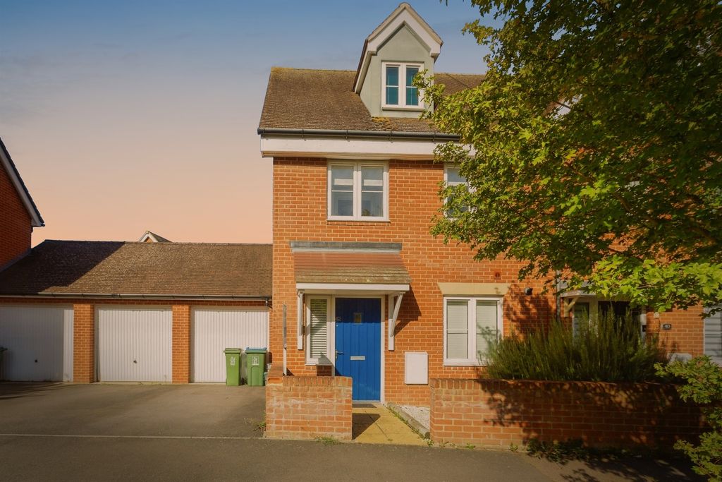 Property photo 1 of 23