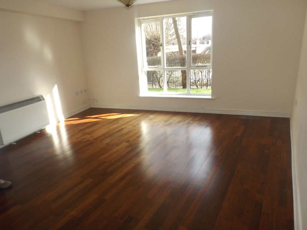 Property photo 2 of 8