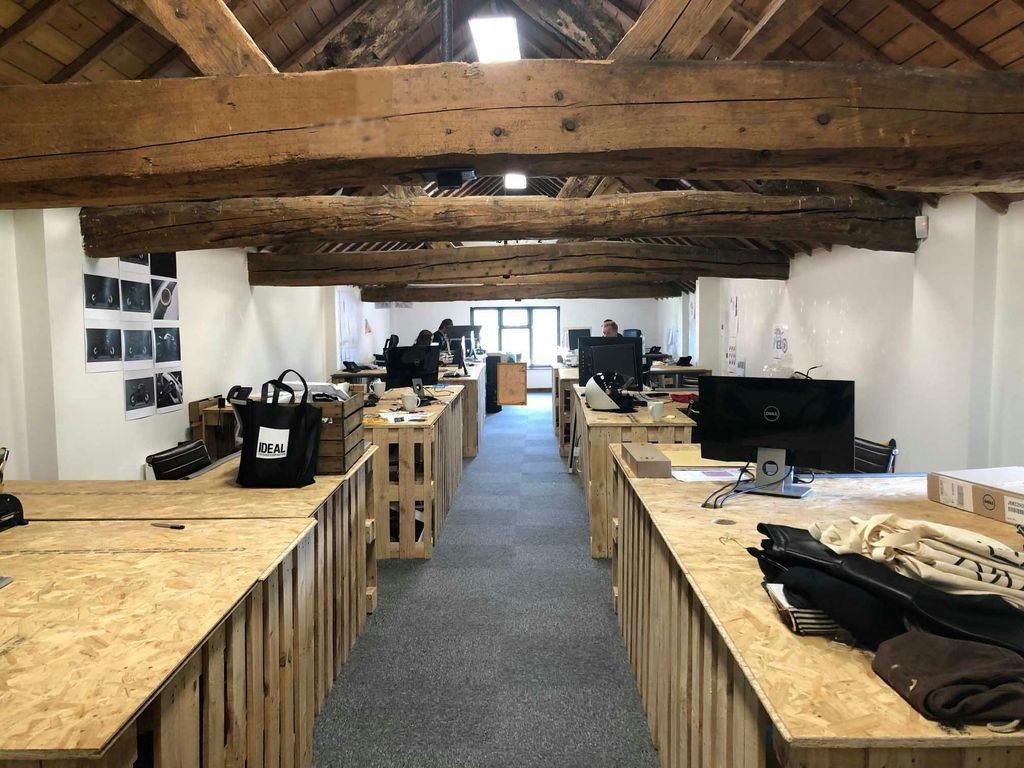 Property photo 2 of 11 Photo 2