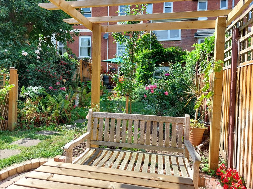 Property photo 1 of 17 Rear Garden