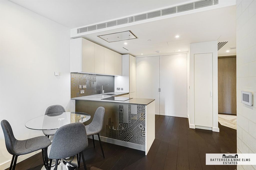 Property photo 3 of 38