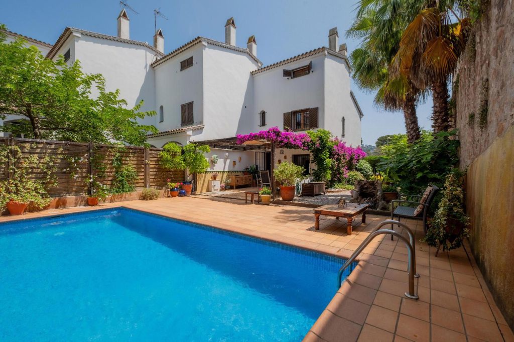 Property photo 1 of 26