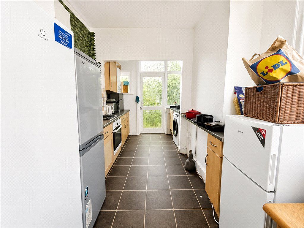 Property photo 3 of 11 Picture No. 06