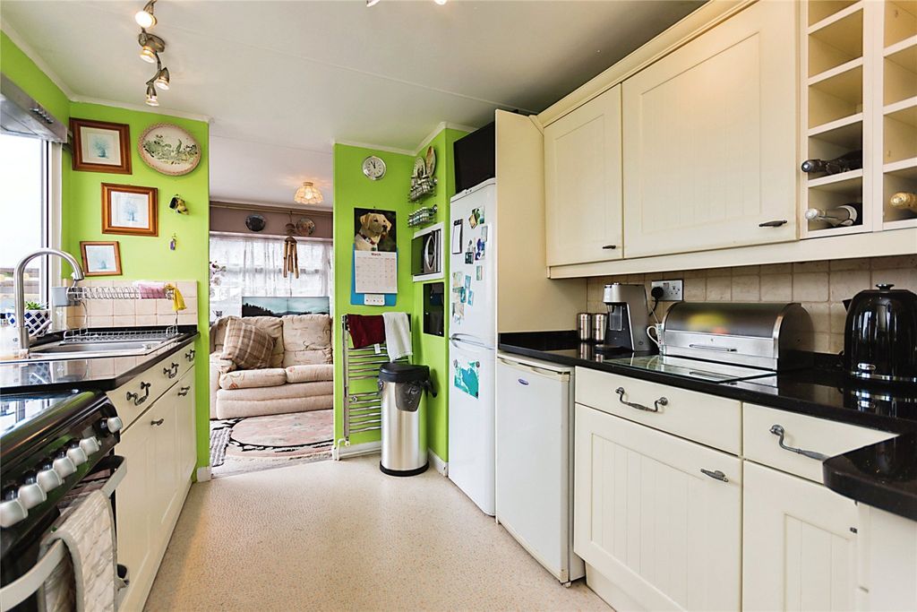 Property photo 3 of 13 Picture No. 04