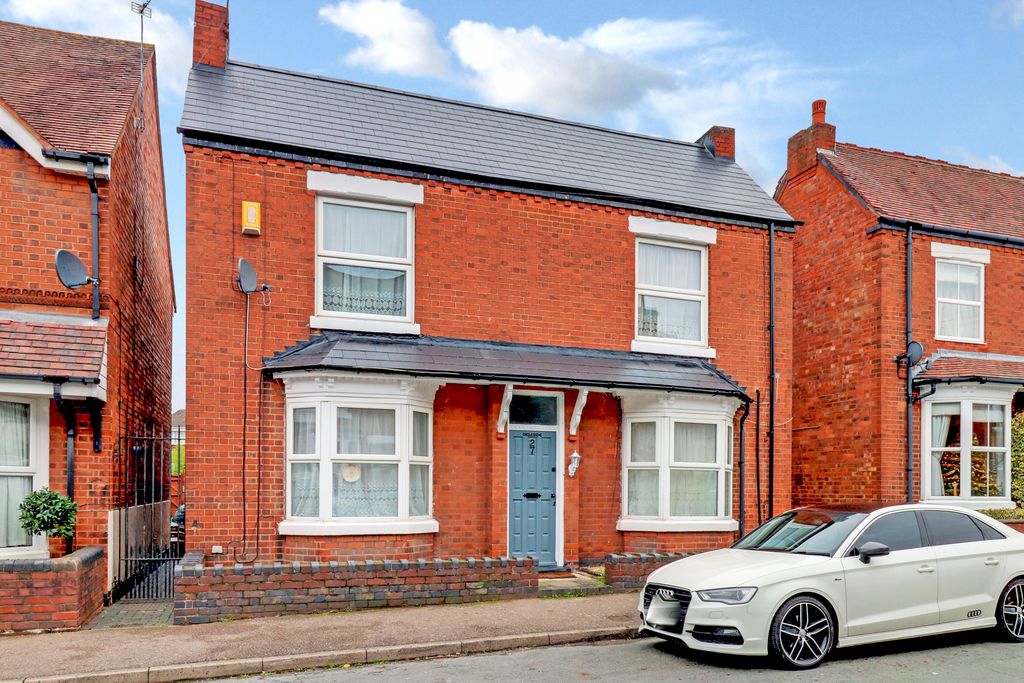 Property photo 1 of 13