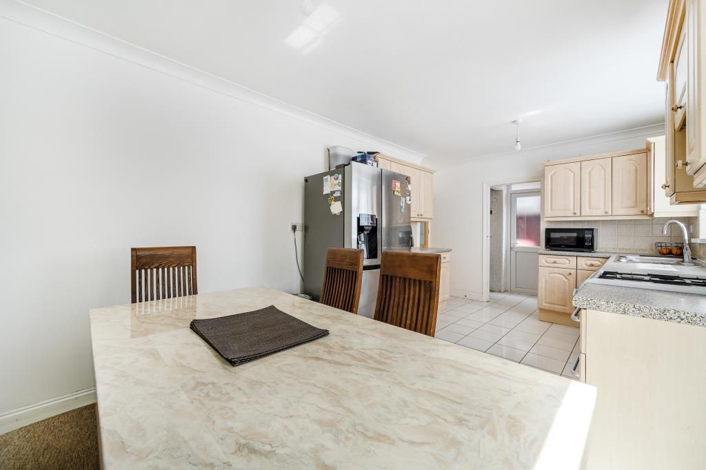 Property photo 3 of 21 Dining Area