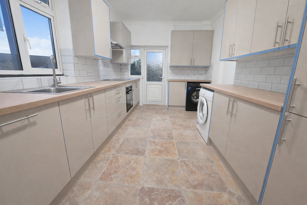 Property photo 1 of 2