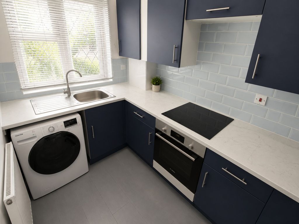 Property photo 3 of 8 5335183