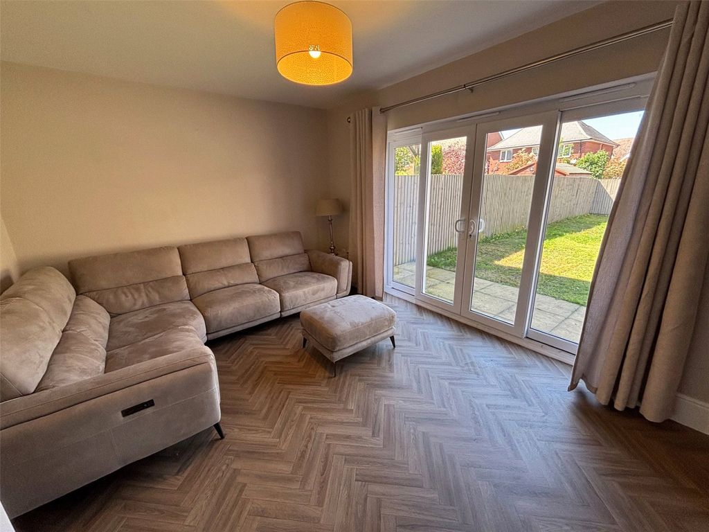 Property photo 2 of 16 Picture No. 03