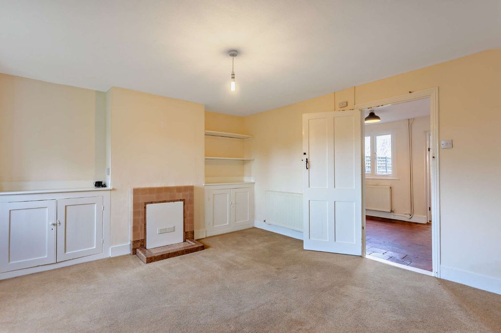 Property photo 3 of 8 Picture No. 07