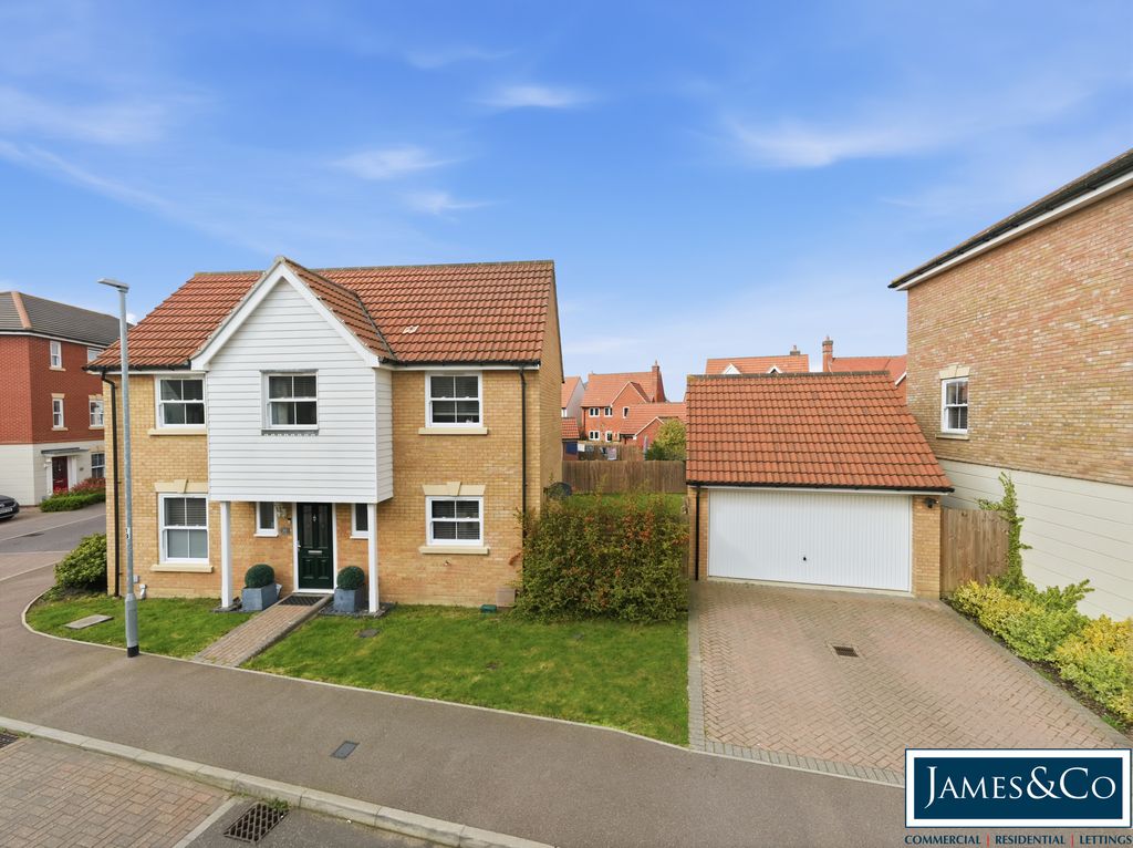 Property photo 1 of 23 30Snowberrya