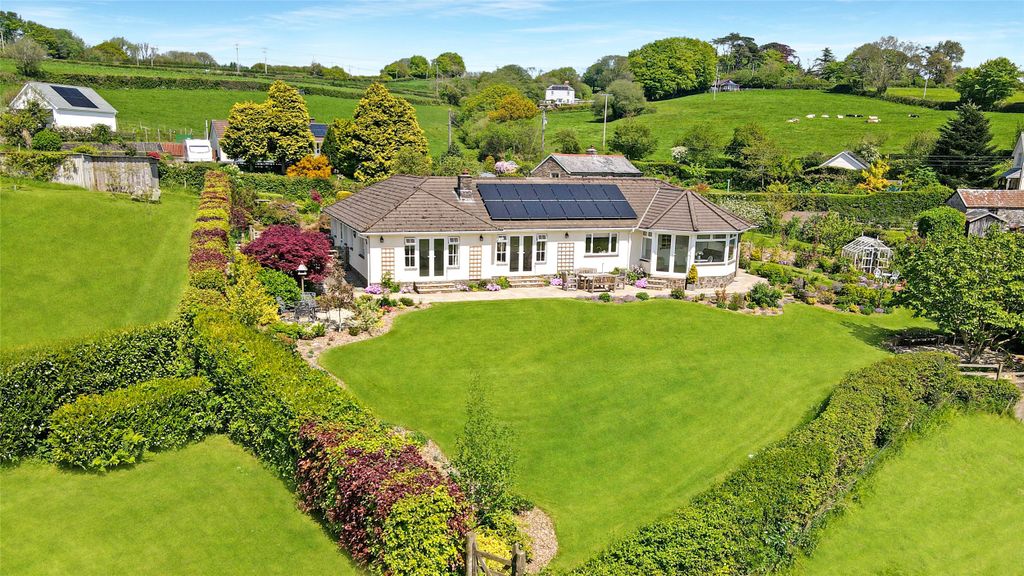 Property photo 3 of 34 Picture No. 44