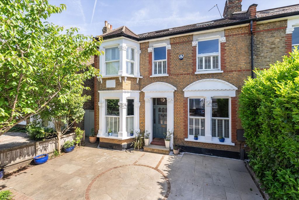 Property photo 1 of 31 Image