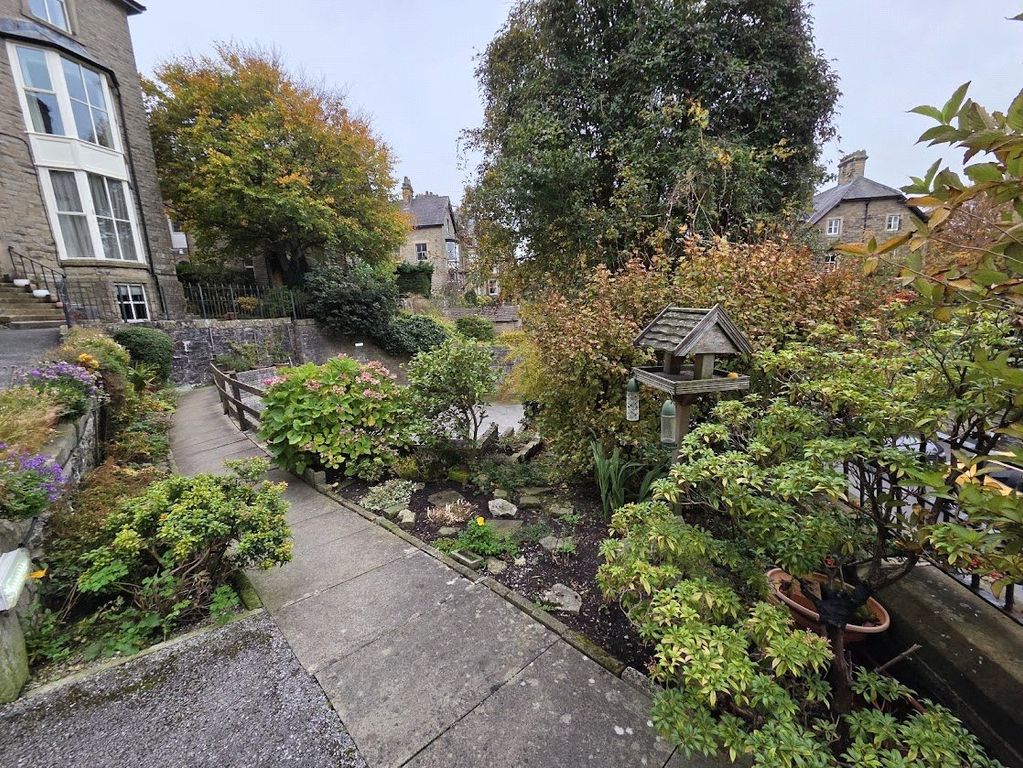 Property photo 2 of 21 Front Walkway