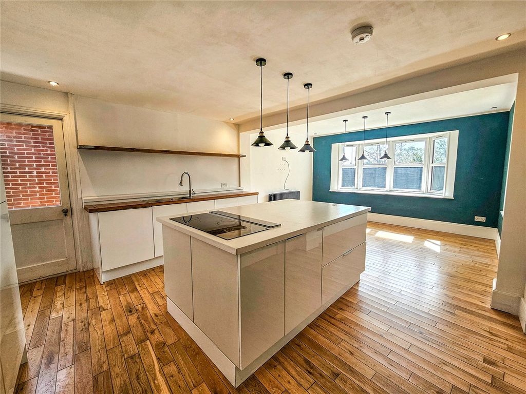 Property photo 3 of 15 Kitchen