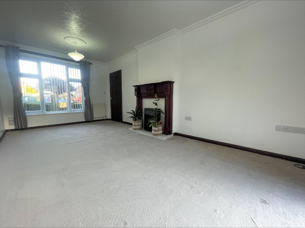 Property photo 3 of 17 Picture No. 22