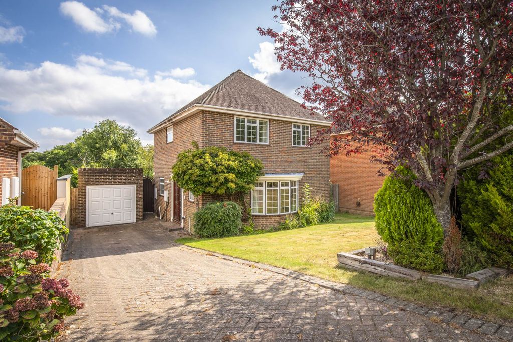 Property photo 1 of 17