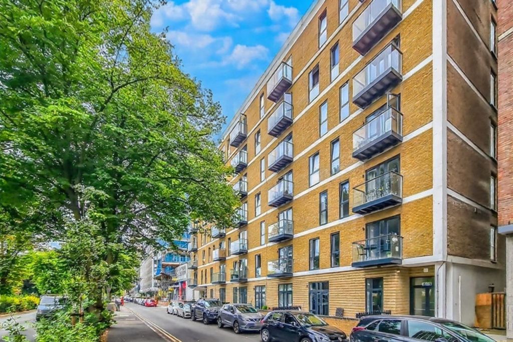 Property photo 1 of 13