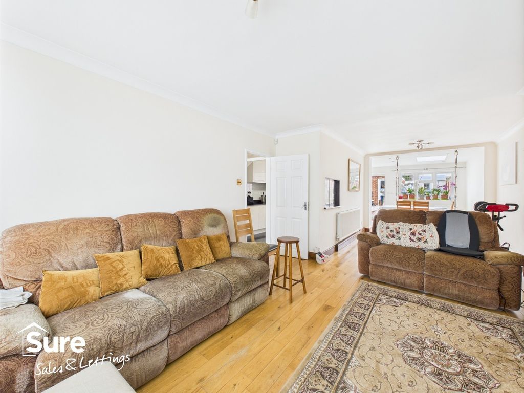Property photo 3 of 17 4144545
