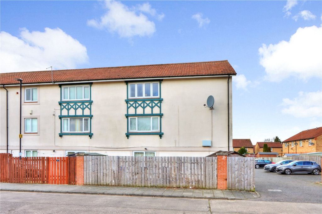 Property photo 1 of 8 Picture No. 11