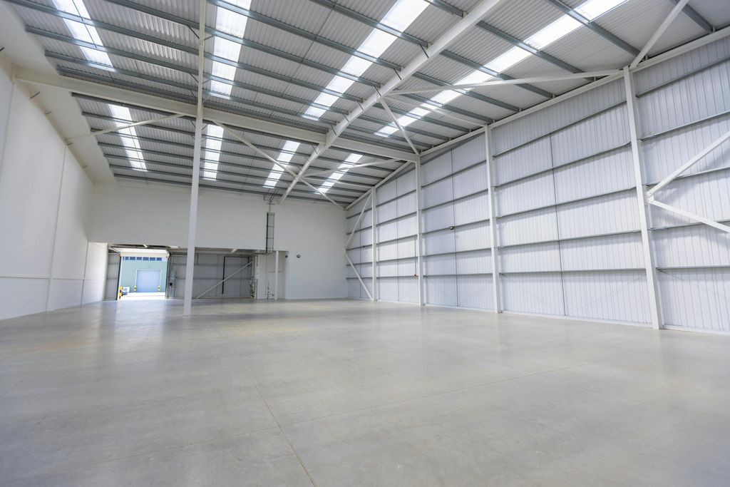 Property photo 2 of 11 Unit 15 - T45 May 2026 - Photos.Co.uk - 24 .Jpg