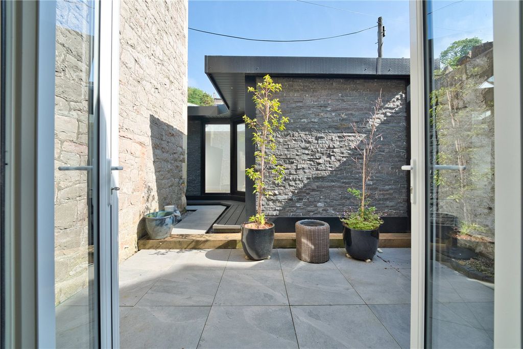 Additional image 32 of 3 bed flat for saleEastfield Park, Weston-Super-Mare, North Somerset BS23
