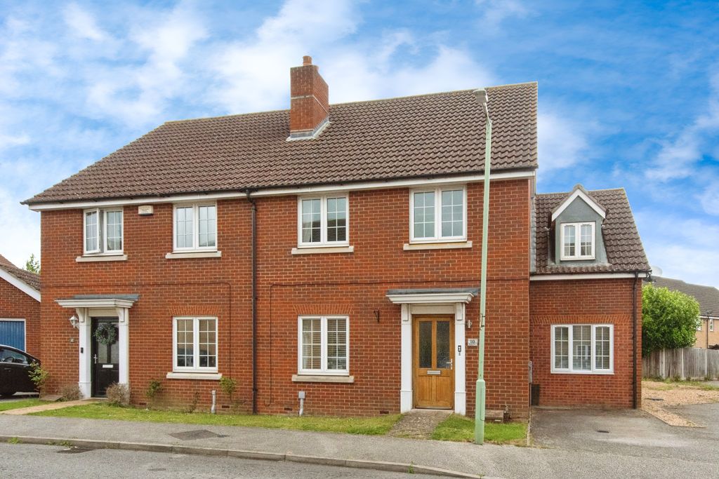 Property photo 1 of 18