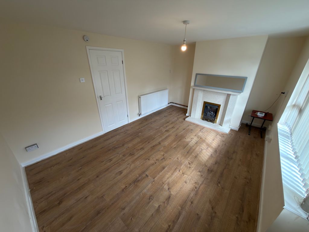 Property photo 2 of 9 Image