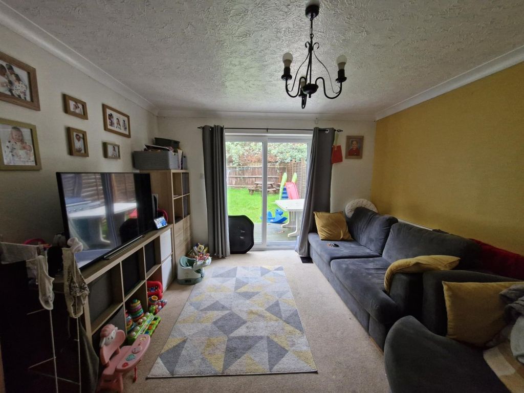 Property photo 2 of 3