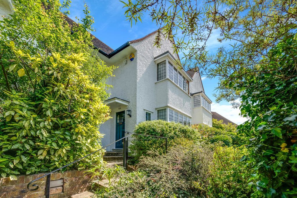 Property photo 1 of 15 Photo 8