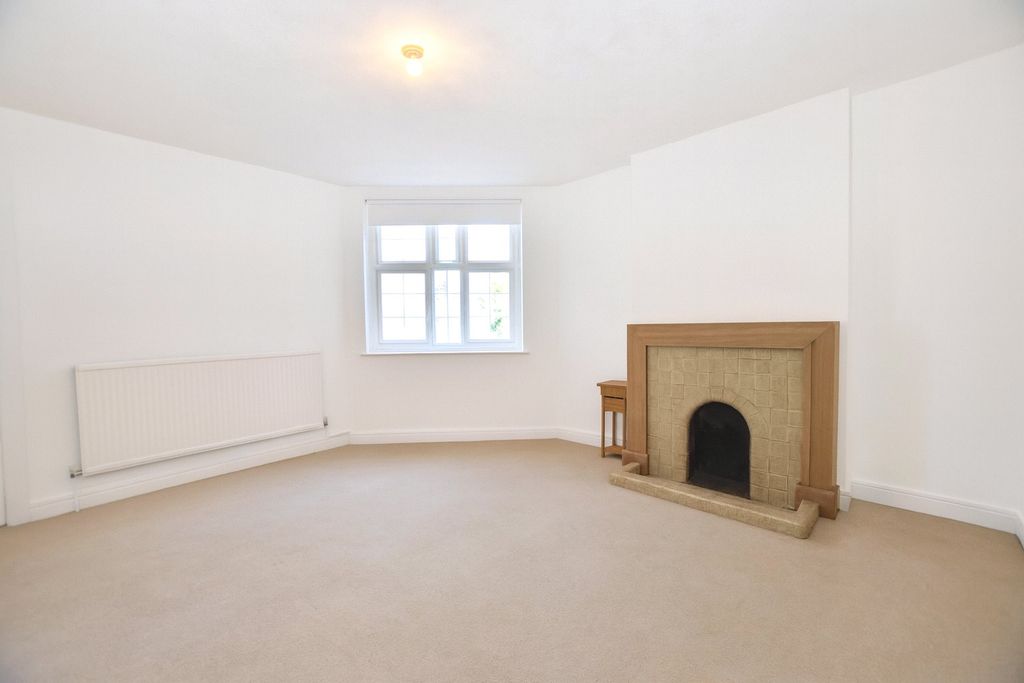 Property photo 3 of 6 Picture No. 09