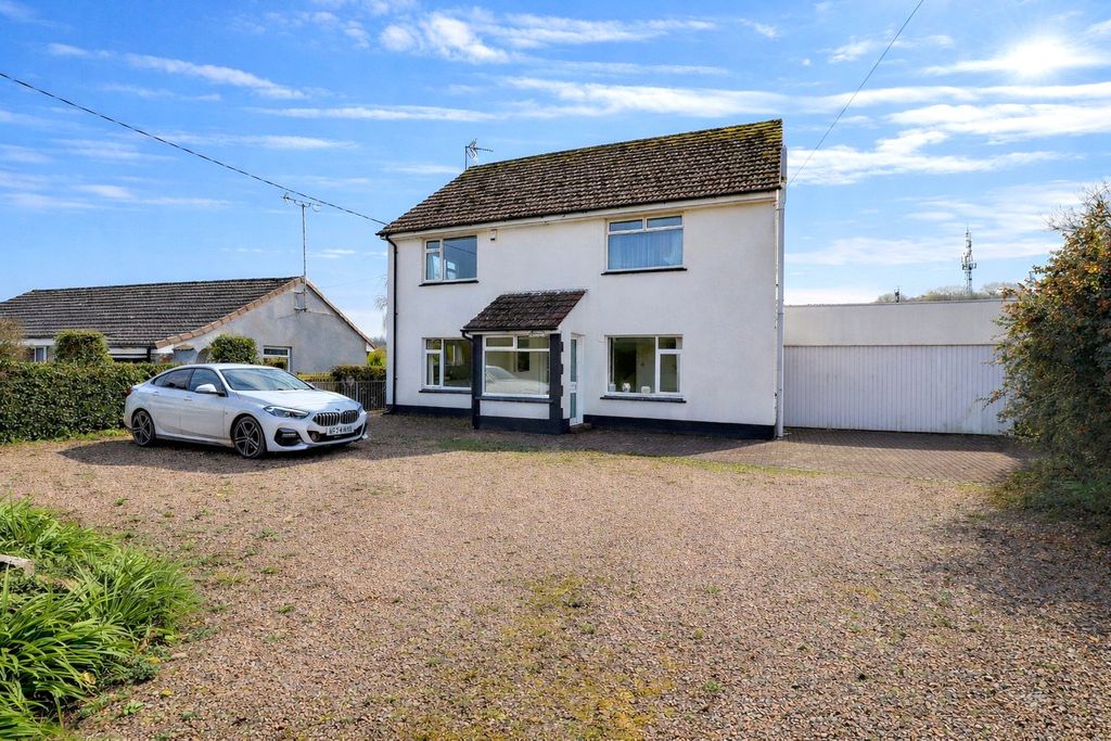 Property photo 3 of 21 Picture No. 05