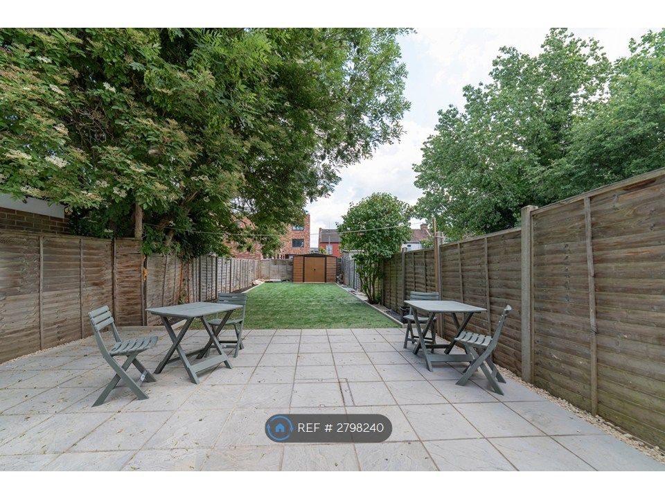 Property photo 3 of 32