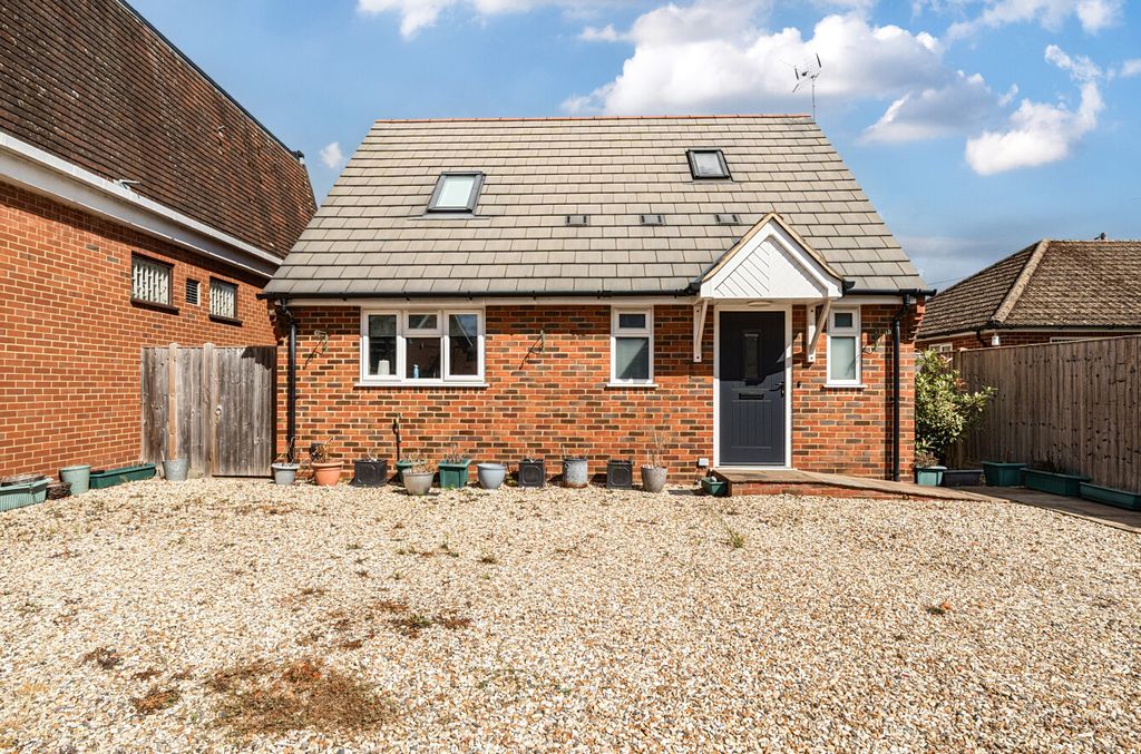 Property photo 1 of 9 1344816-1-68B0385...