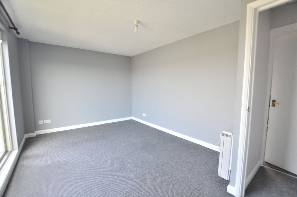 Property photo 3 of 16 Picture No. 08