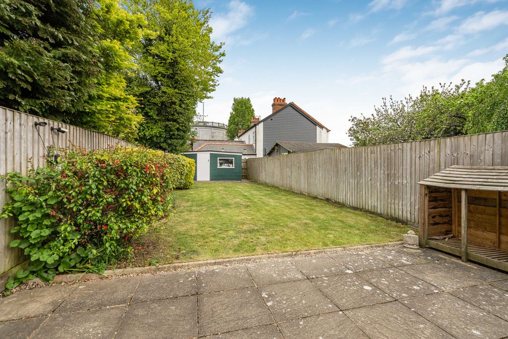 Property photo 2 of 16