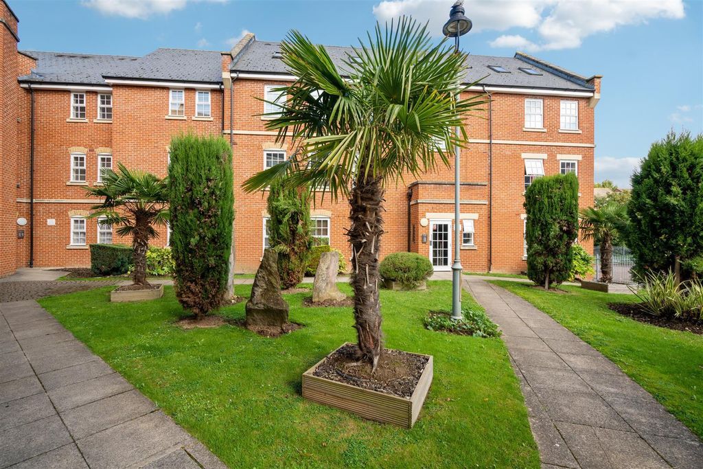 Property photo 3 of 8 Vwsg_x8Lruoh3Y2F2Qk3Rw.Jpg