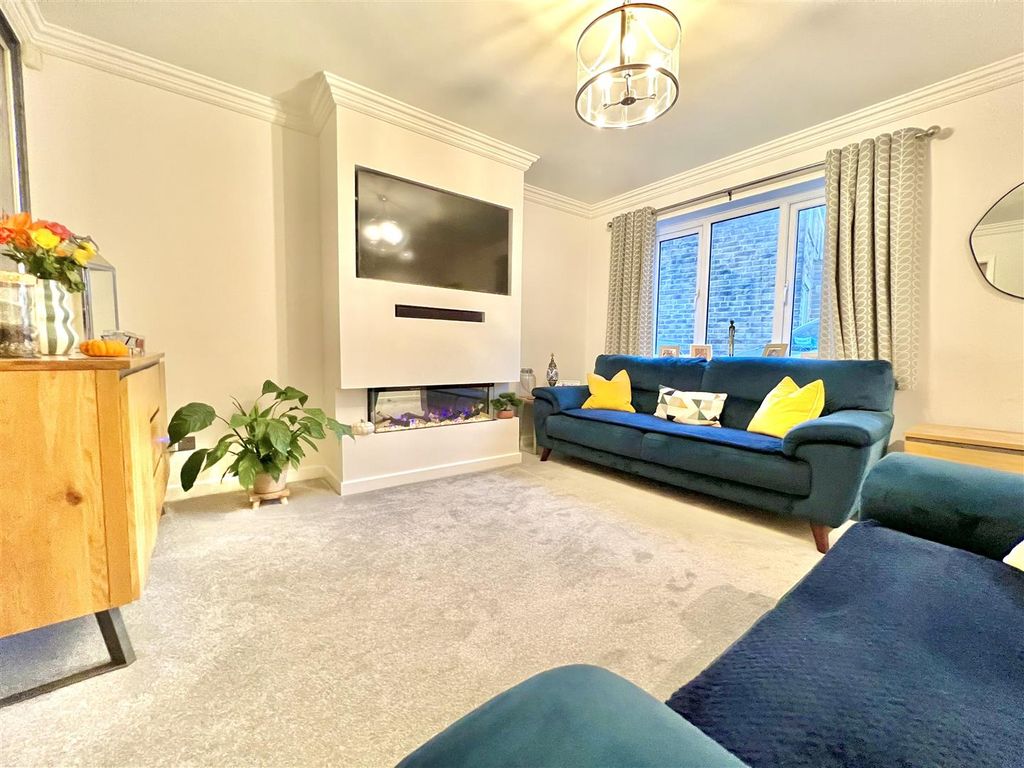 Property photo 2 of 12 Image00010.Jpeg